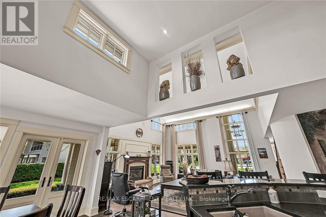 285 Hamilton Drive, Hamilton, Ontario  L9G 2A9 - Photo 15 - X12515162