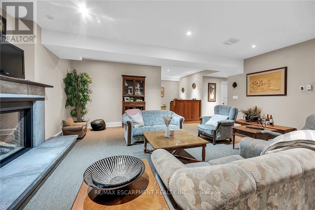 285 Hamilton Drive, Hamilton, Ontario  L9G 2A9 - Photo 31 - X12515162