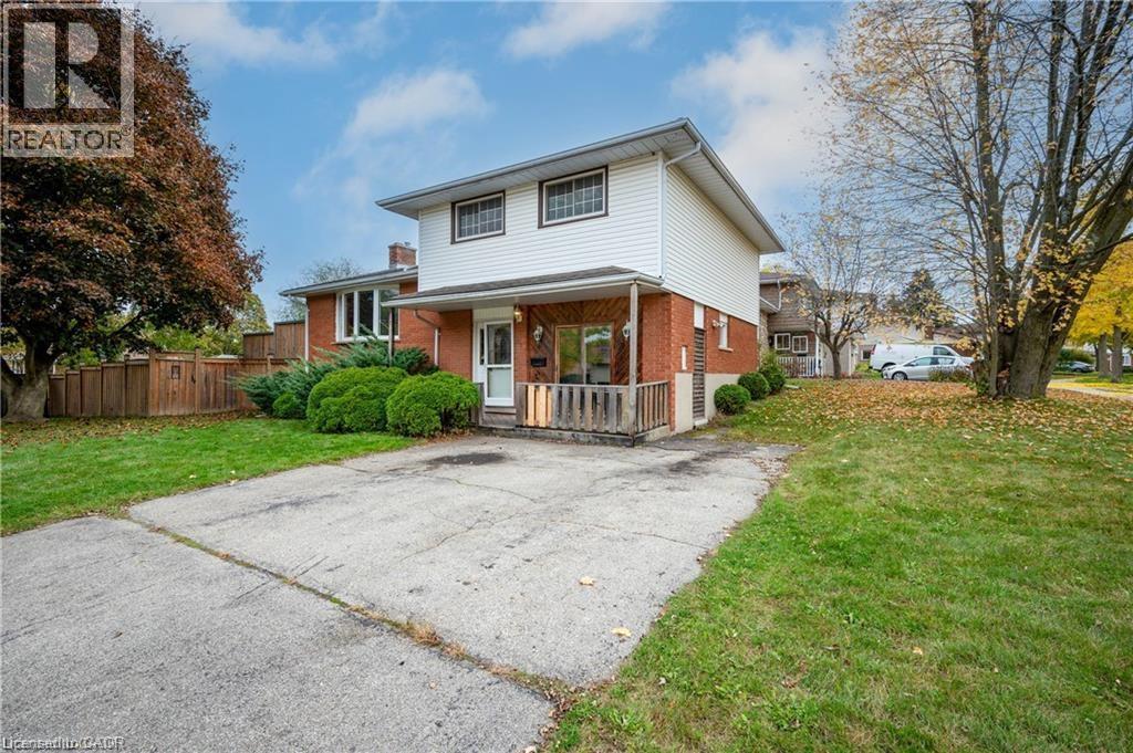 18 Kingston Crescent, Kitchener, Ontario  N2B 2T7 - Photo 4 - 40786944