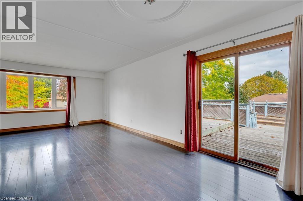 18 Kingston Crescent, Kitchener, Ontario  N2B 2T7 - Photo 8 - 40786944