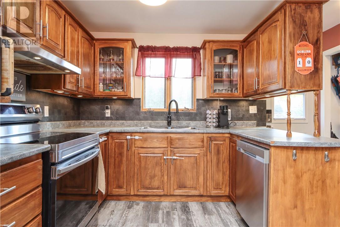 59 Principale Street E, Verner, Ontario  P0H 2M0 - Photo 6 - 2125593