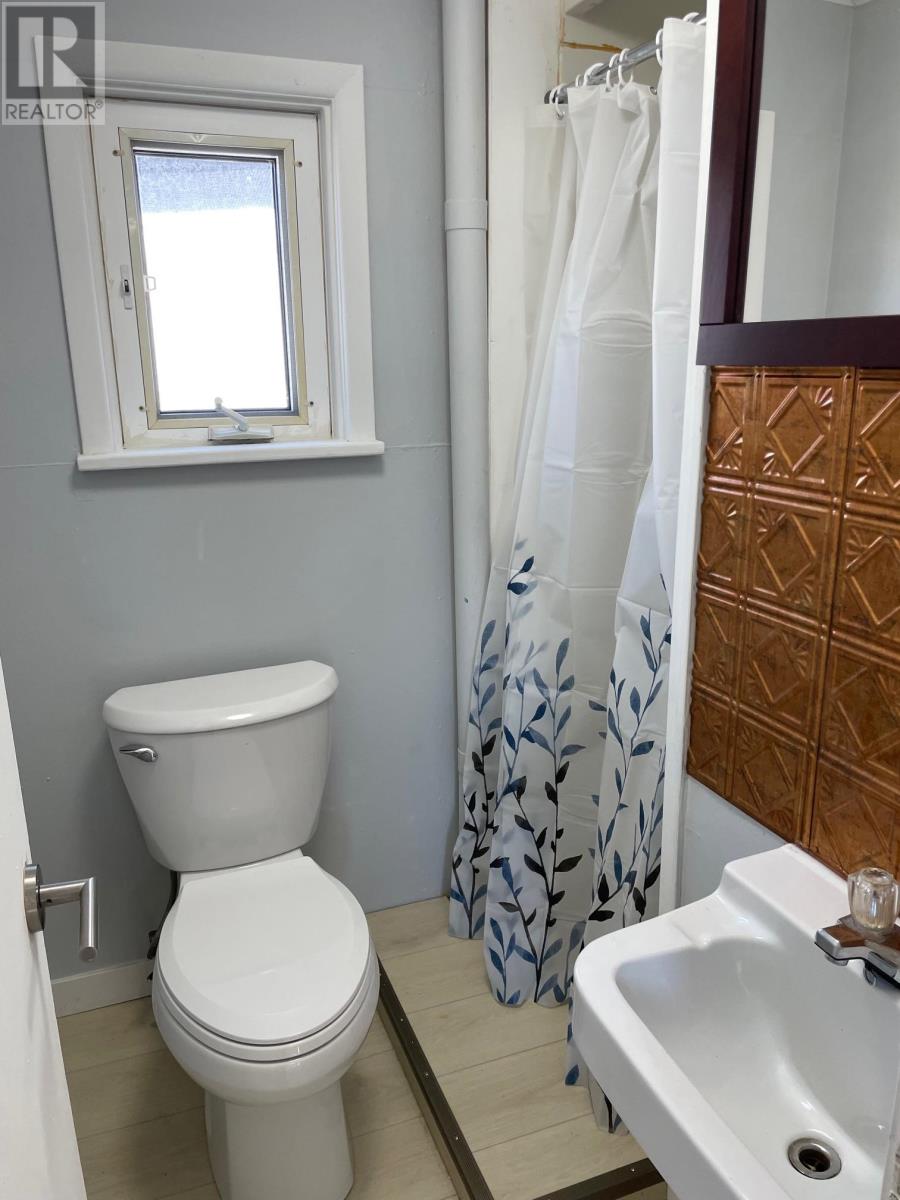 215 Ambrose St, Thunder Bay, Ontario P7B 1L3 - Photo 12 - TB253399