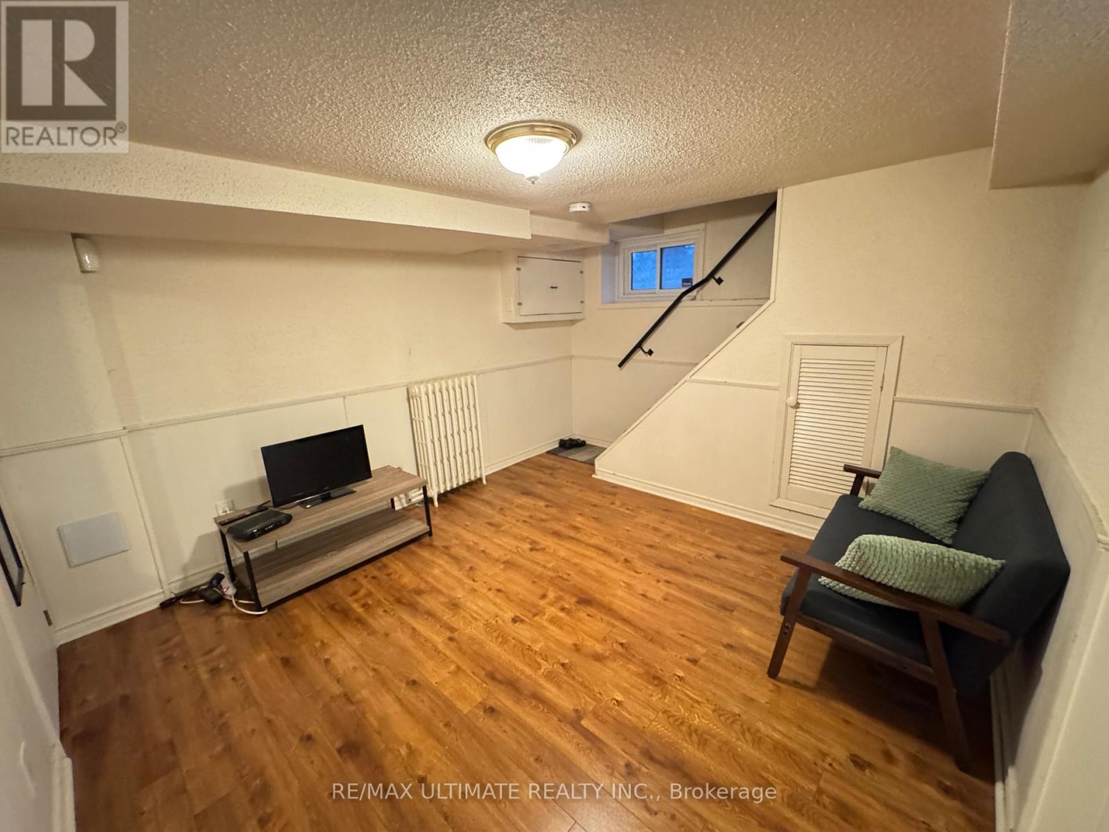 BASEMENT - 35 BLACKTHORN AVENUE, Toronto, Ontario