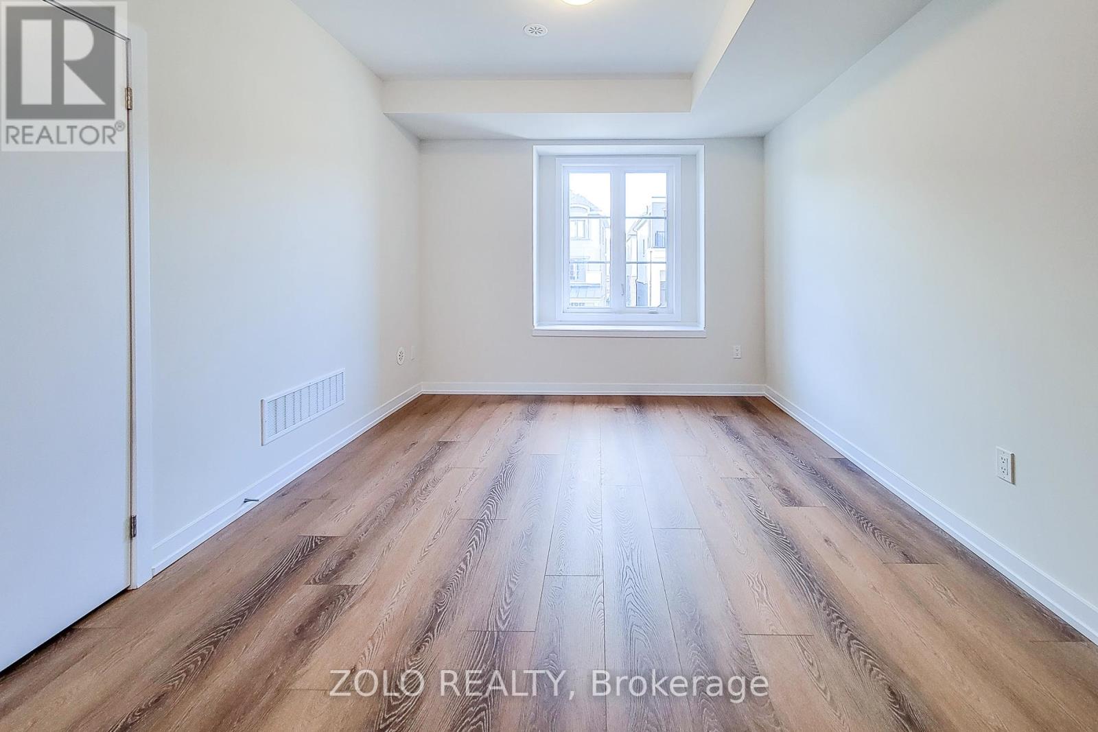 1364 Kaniv Street, Oakville, Ontario  L6M 5R3 - Photo 15 - W12528320