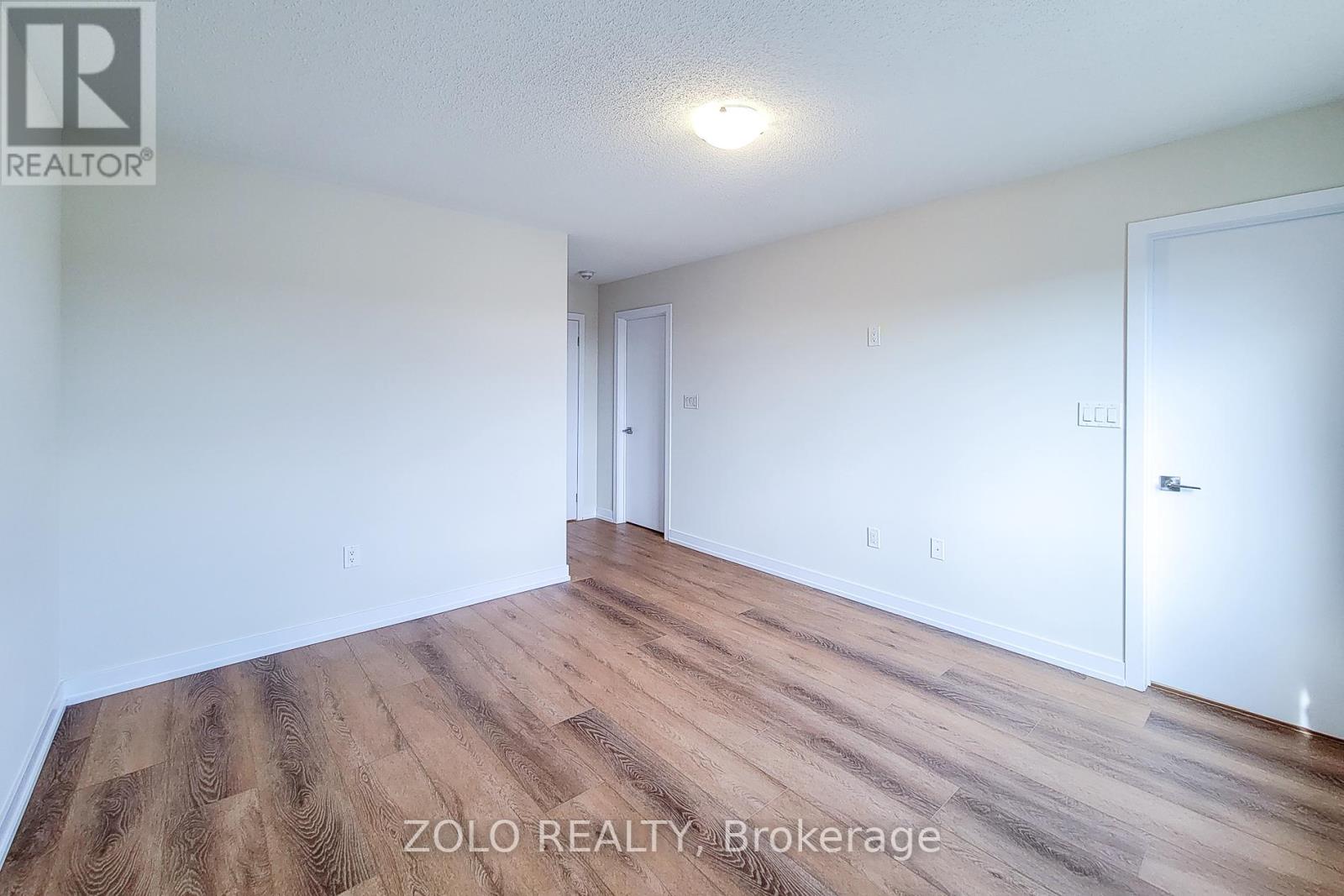 1364 Kaniv Street, Oakville, Ontario  L6M 5R3 - Photo 21 - W12528320