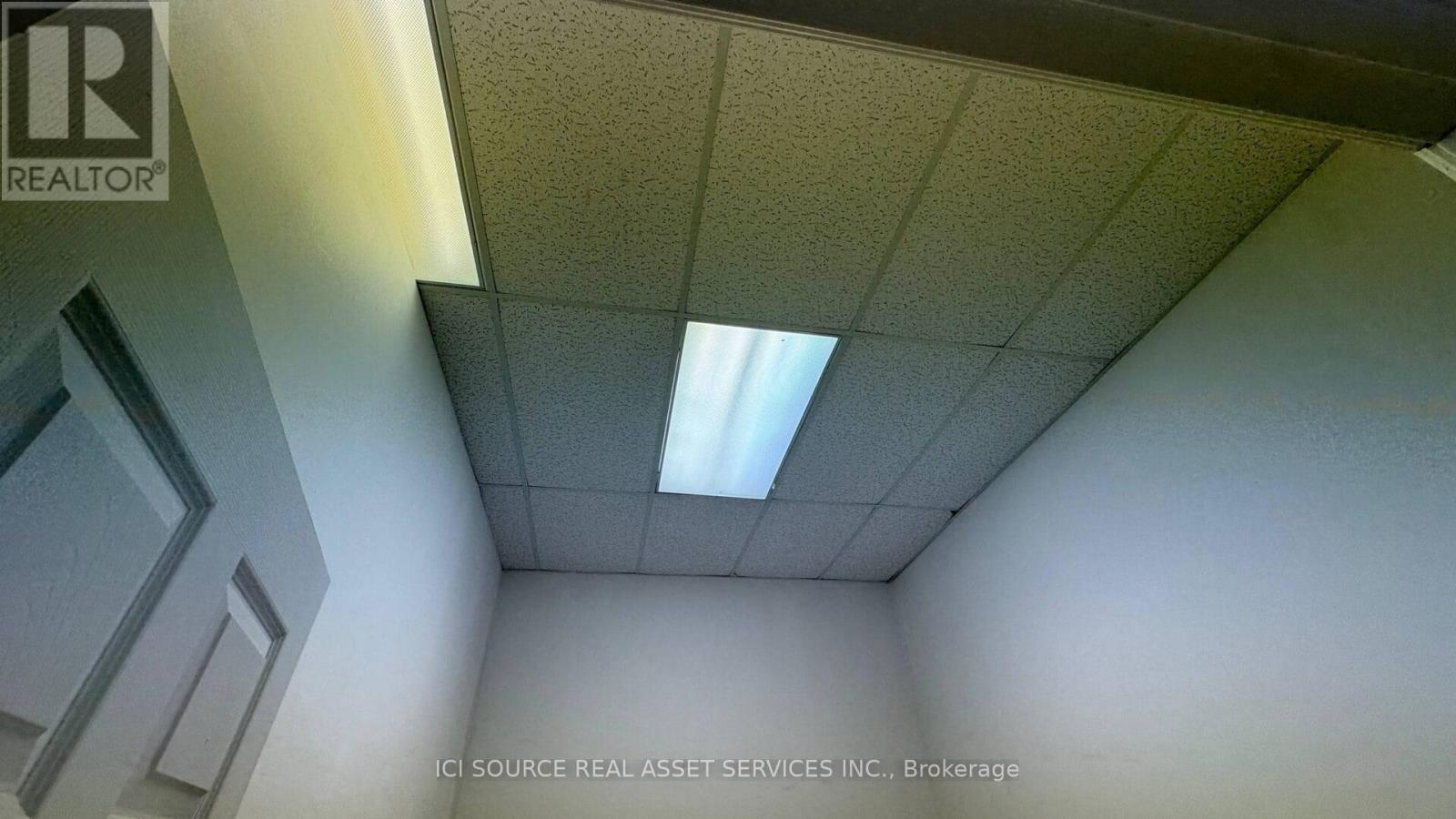 3 & 4 - 72 Centennial Road, Orangeville, Ontario  L9W 1P9 - Photo 11 - W12528368