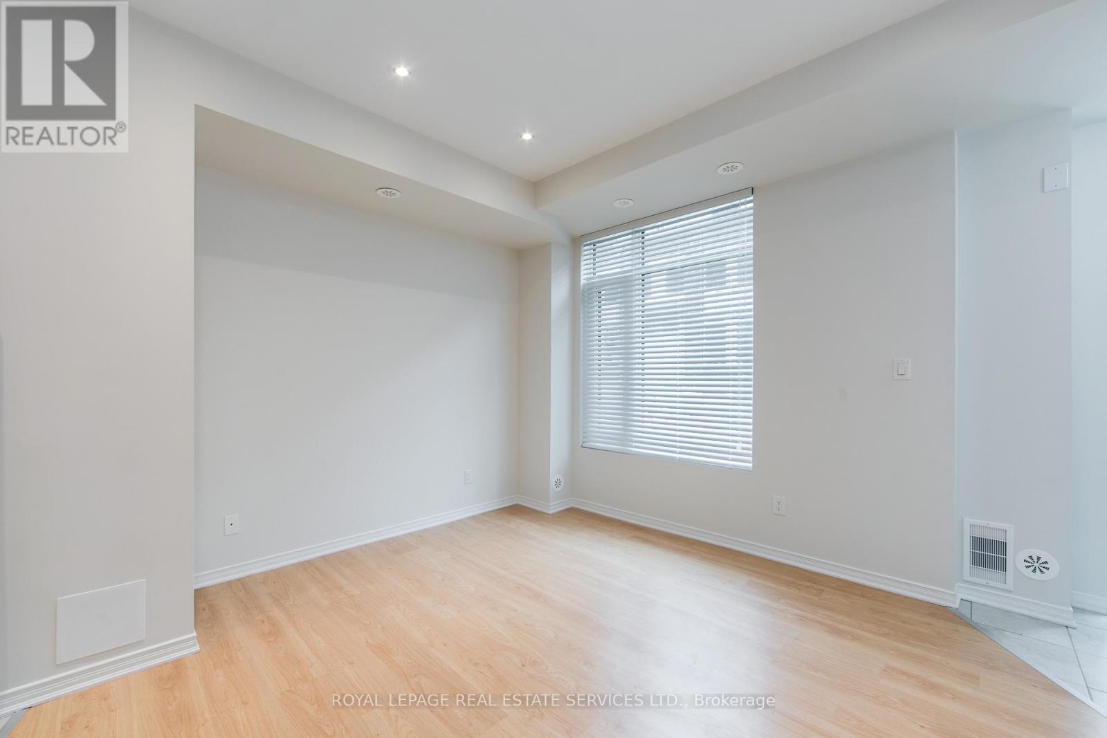 79 - 23 Applewood Lane, Toronto, Ontario  M9C 0C1 - Photo 3 - W12528386