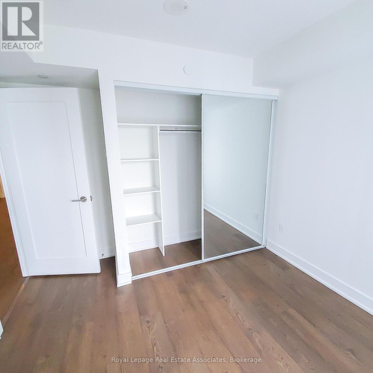 1620 - 9 Mabelle Avenue, Toronto, Ontario  M9A 0E1 - Photo 5 - W12528408