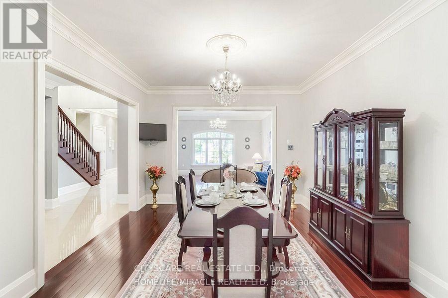 2414 Camilla Road, Mississauga, Ontario  L5A 2K5 - Photo 11 - W12528414