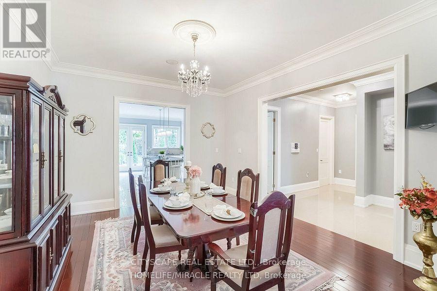 2414 Camilla Road, Mississauga, Ontario  L5A 2K5 - Photo 13 - W12528414