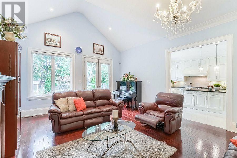 2414 Camilla Road, Mississauga, Ontario  L5A 2K5 - Photo 18 - W12528414