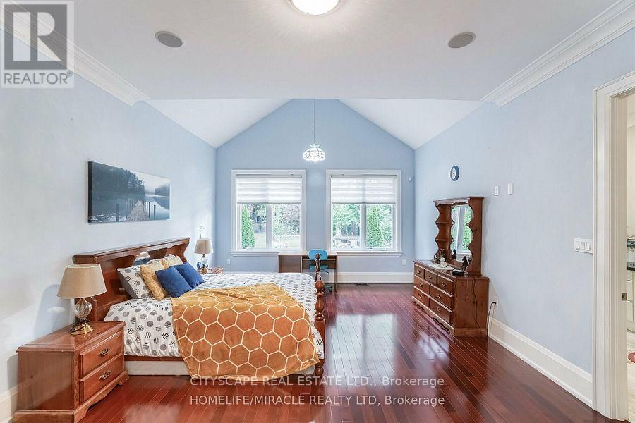 2414 Camilla Road, Mississauga, Ontario  L5A 2K5 - Photo 20 - W12528414