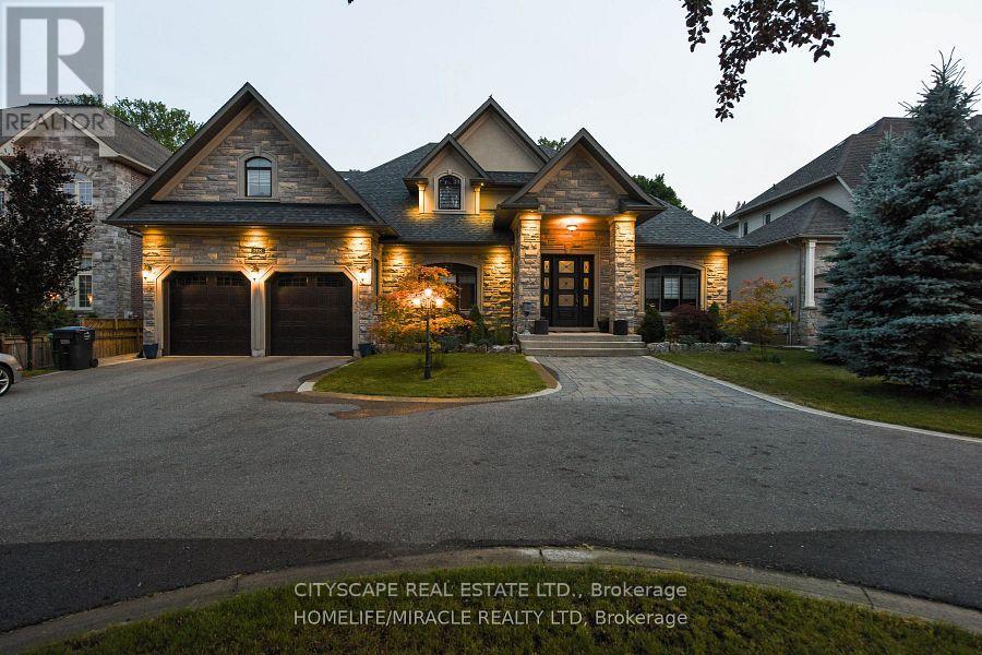 2414 Camilla Road, Mississauga, Ontario  L5A 2K5 - Photo 3 - W12528414