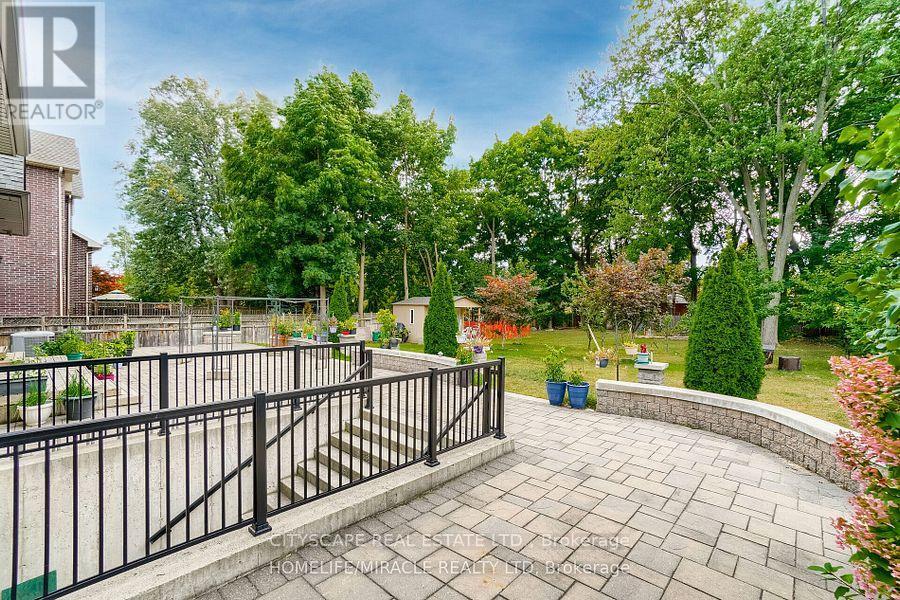 2414 Camilla Road, Mississauga, Ontario  L5A 2K5 - Photo 34 - W12528414