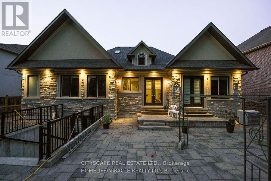 2414 Camilla Road, Mississauga, Ontario  L5A 2K5 - Photo 37 - W12528414