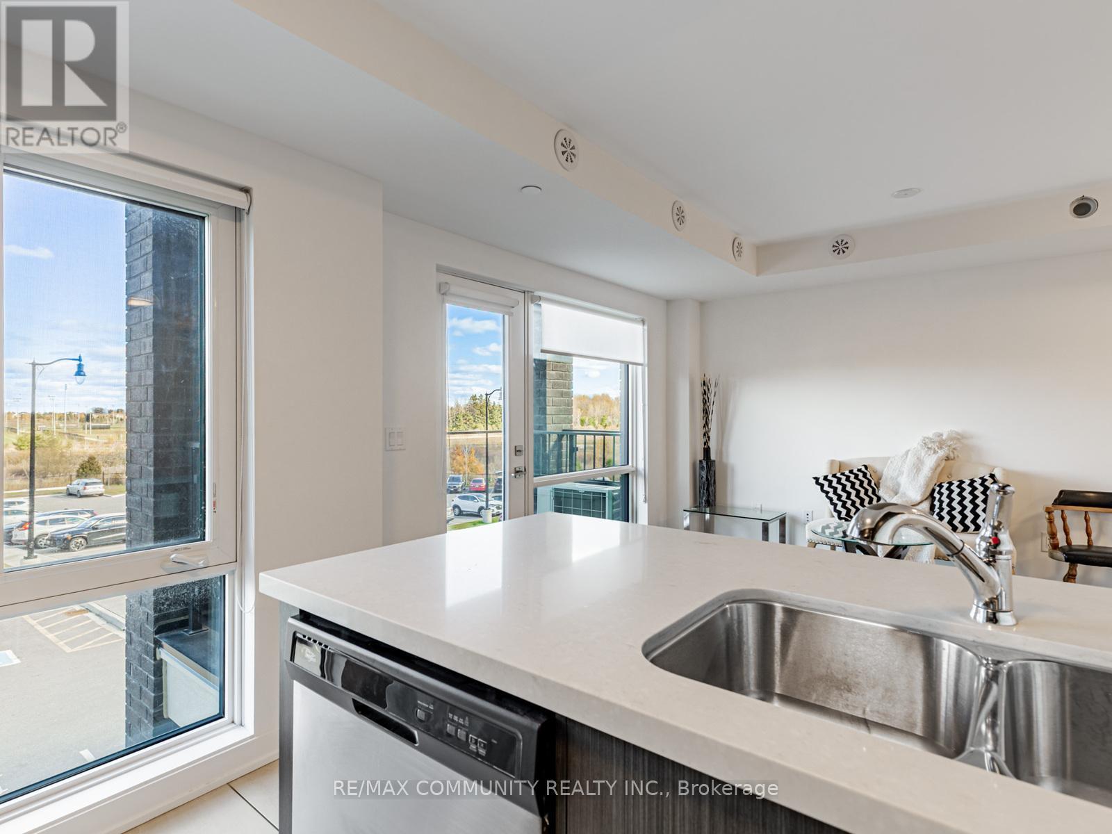 3 - 175 Veterans Drive, Brampton, Ontario  L7A 5L2 - Photo 13 - W12528444