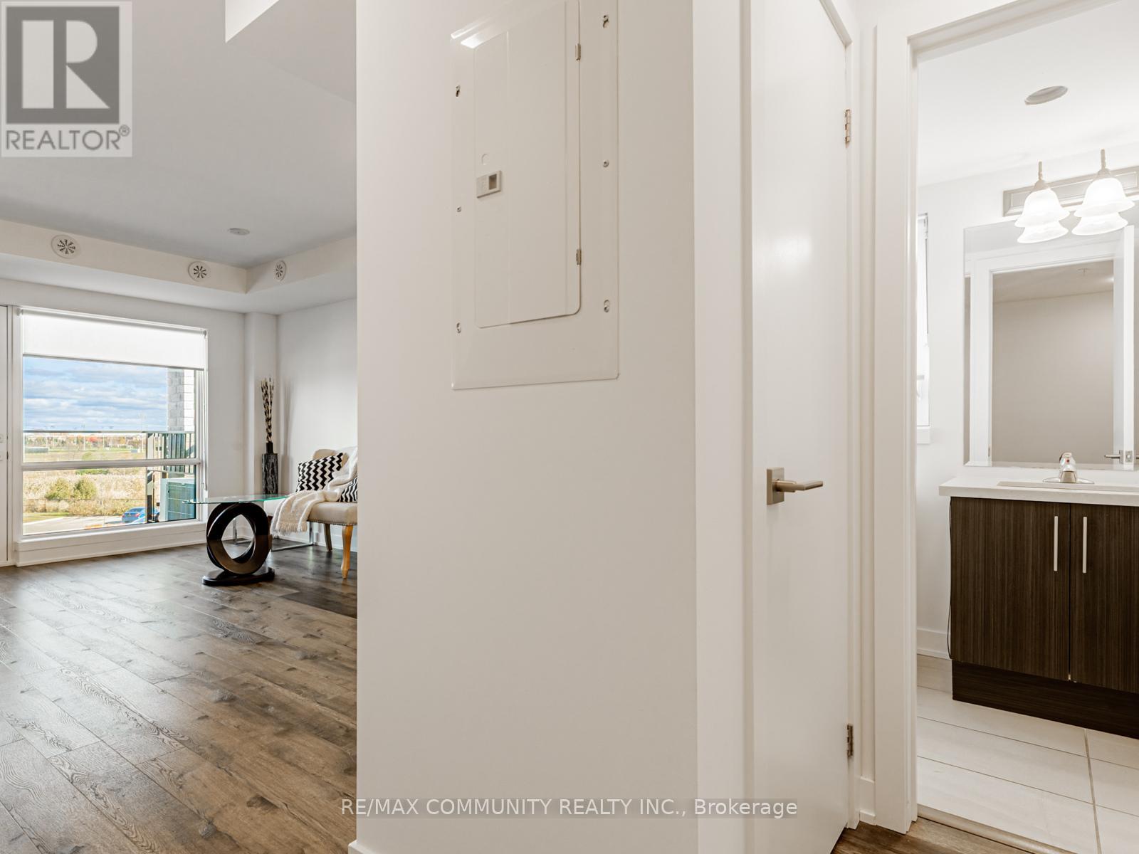 3 - 175 Veterans Drive, Brampton, Ontario  L7A 5L2 - Photo 16 - W12528444