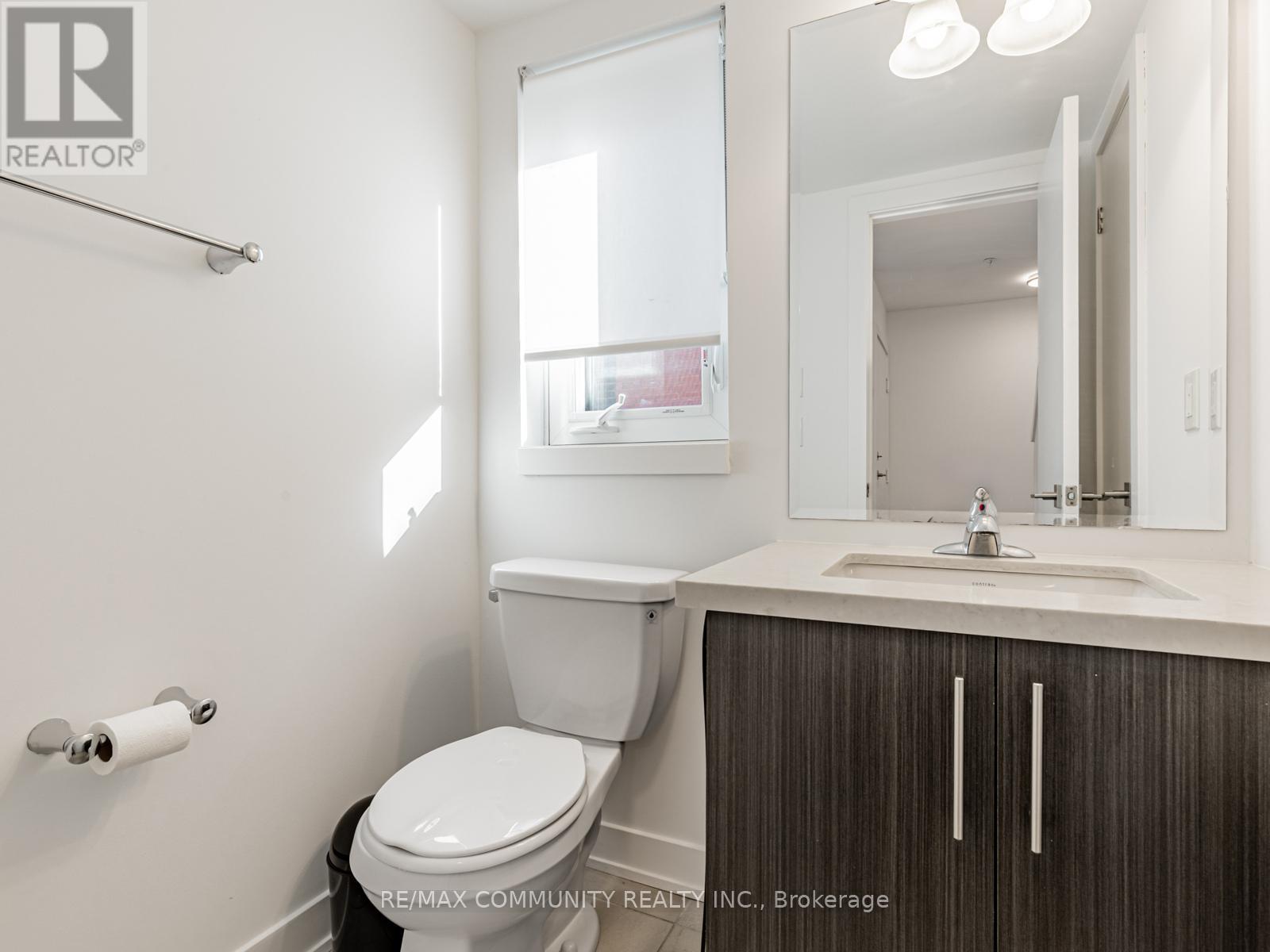 3 - 175 Veterans Drive, Brampton, Ontario  L7A 5L2 - Photo 17 - W12528444