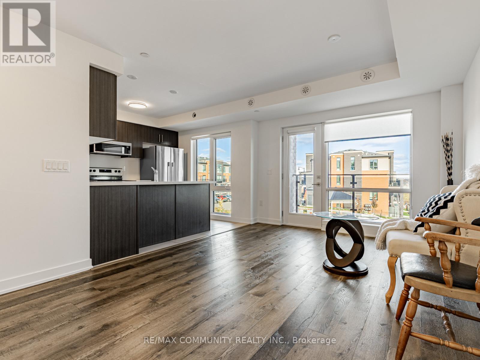 3 - 175 Veterans Drive, Brampton, Ontario  L7A 5L2 - Photo 3 - W12528444