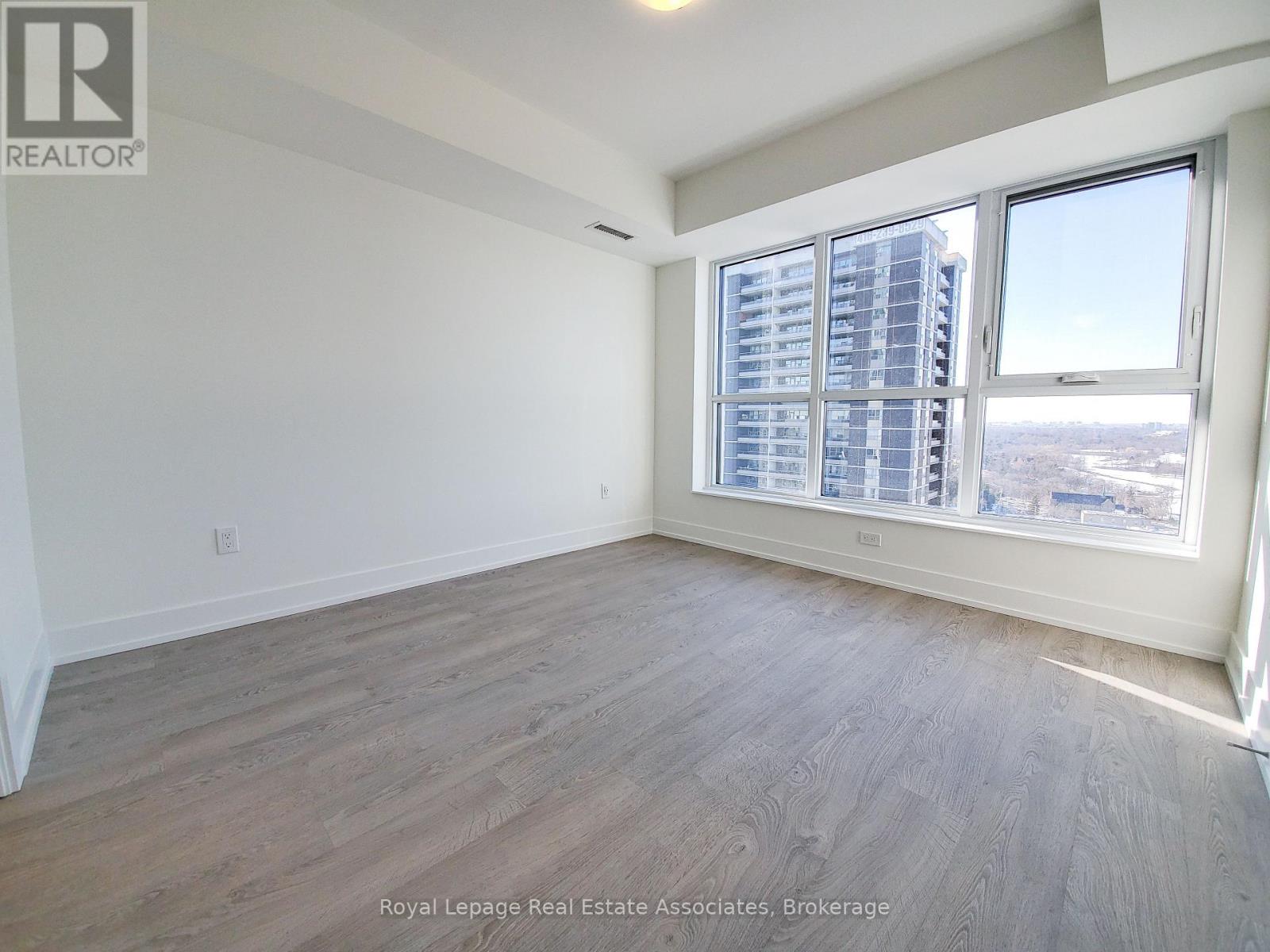 2635 - 5 Mabelle Avenue, Toronto, Ontario  M9A 0C8 - Photo 3 - W12528466