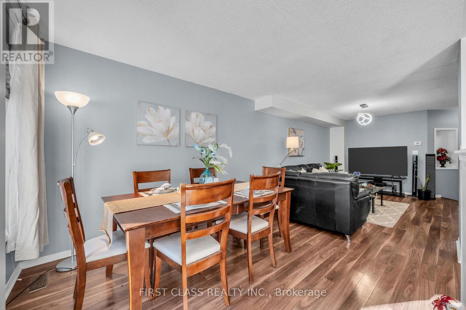 3930 Mcdowell Drive, Mississauga, Ontario  L5M 6P3 - Photo 11 - W12528478