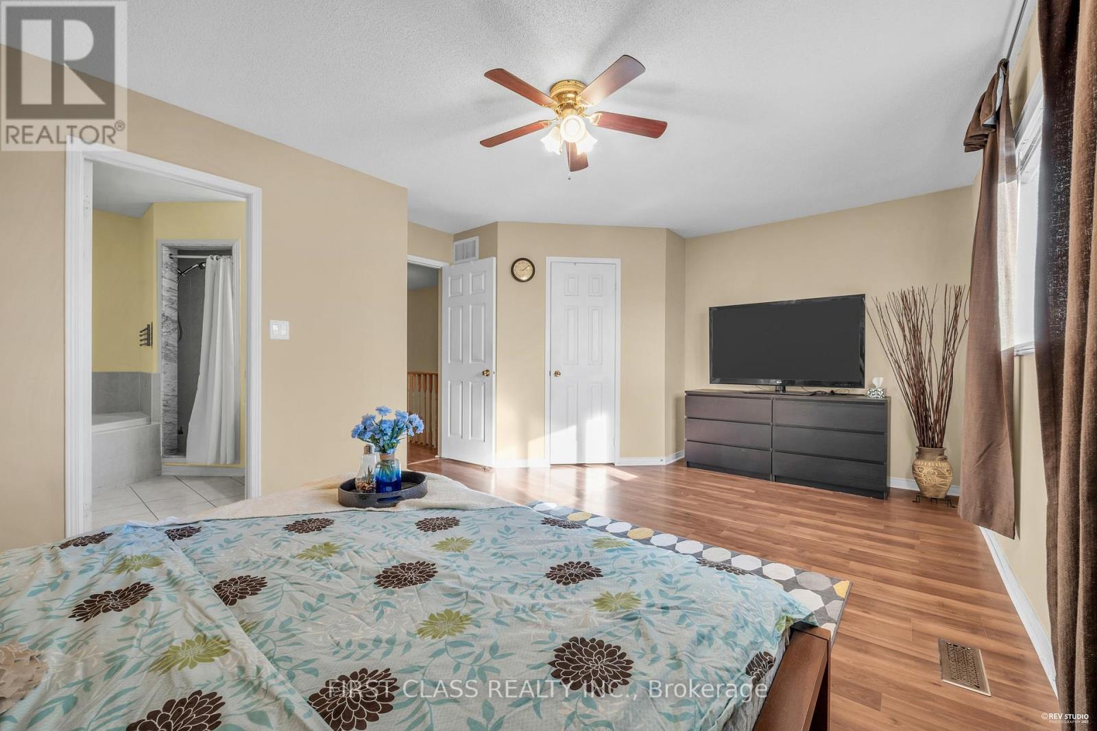 3930 Mcdowell Drive, Mississauga, Ontario  L5M 6P3 - Photo 28 - W12528478