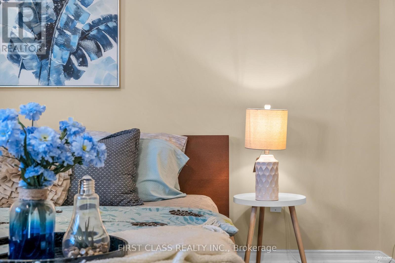 3930 Mcdowell Drive, Mississauga, Ontario  L5M 6P3 - Photo 29 - W12528478