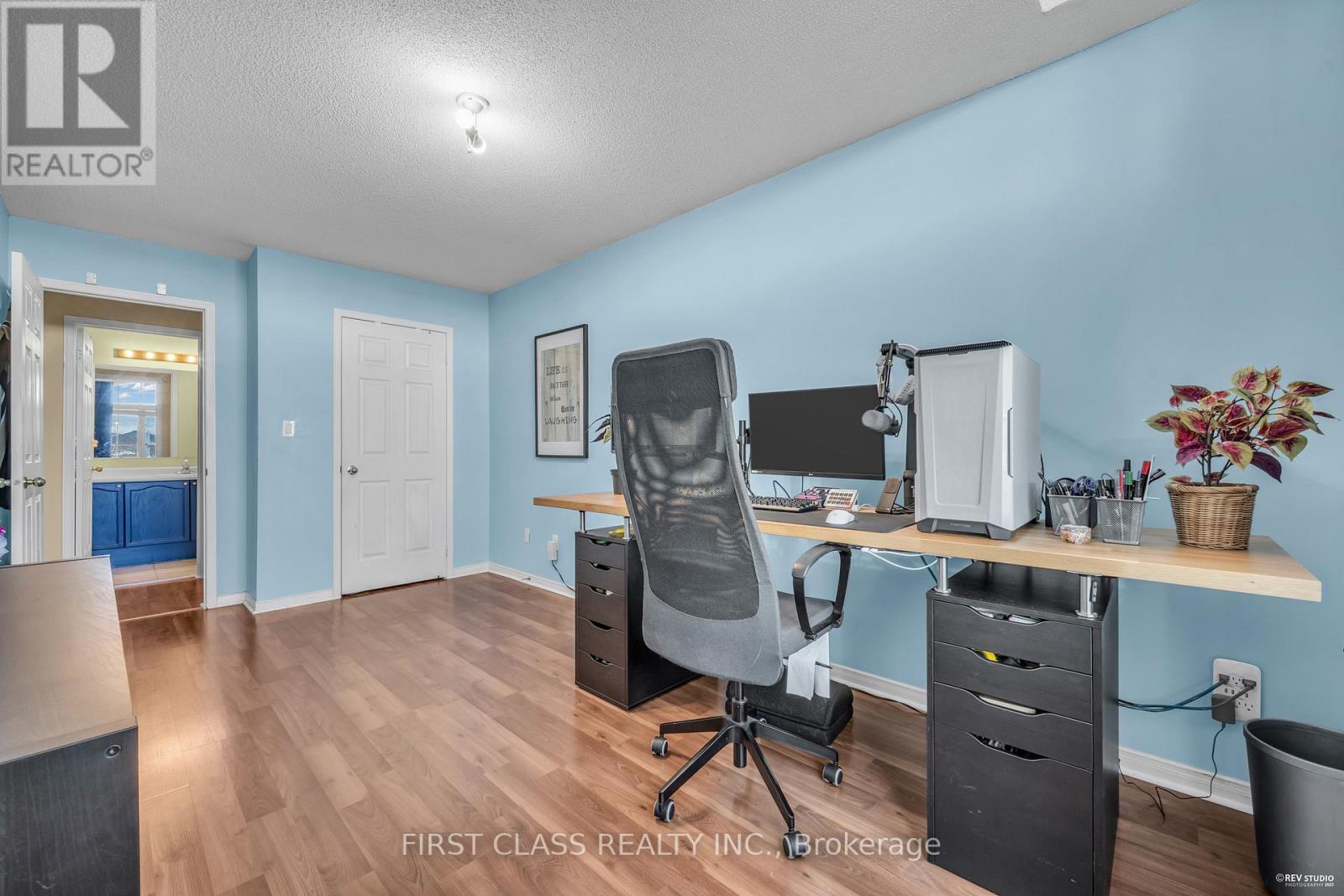 3930 Mcdowell Drive, Mississauga, Ontario  L5M 6P3 - Photo 33 - W12528478