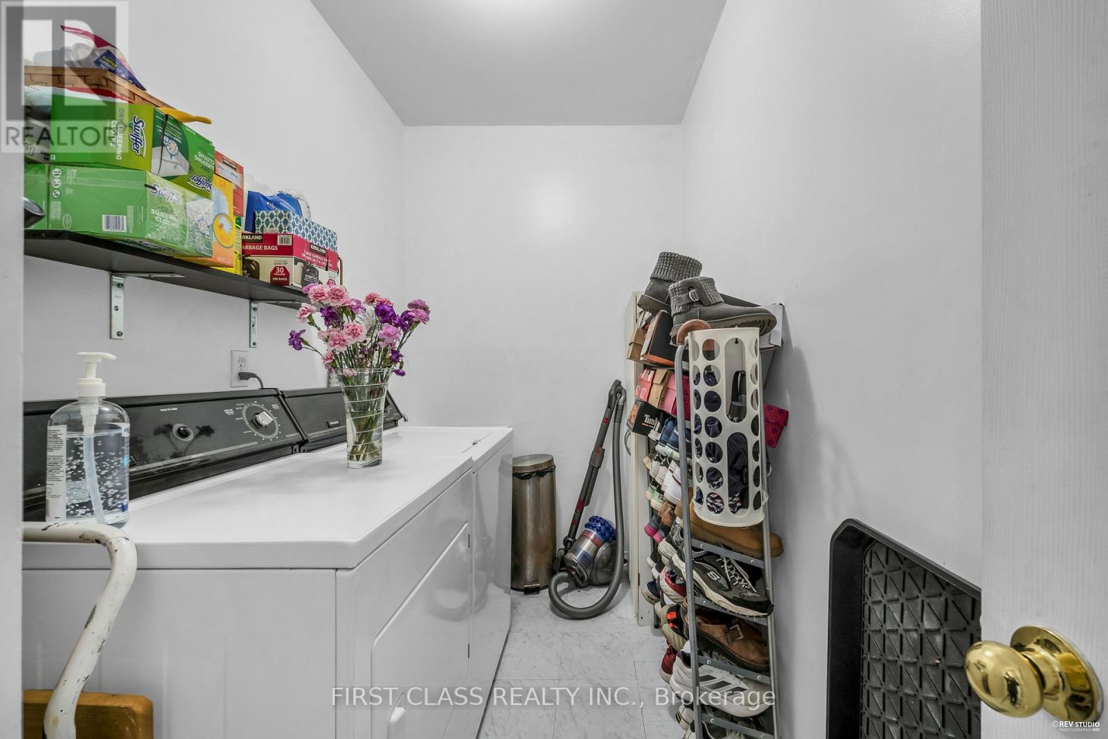 3930 Mcdowell Drive, Mississauga, Ontario  L5M 6P3 - Photo 43 - W12528478