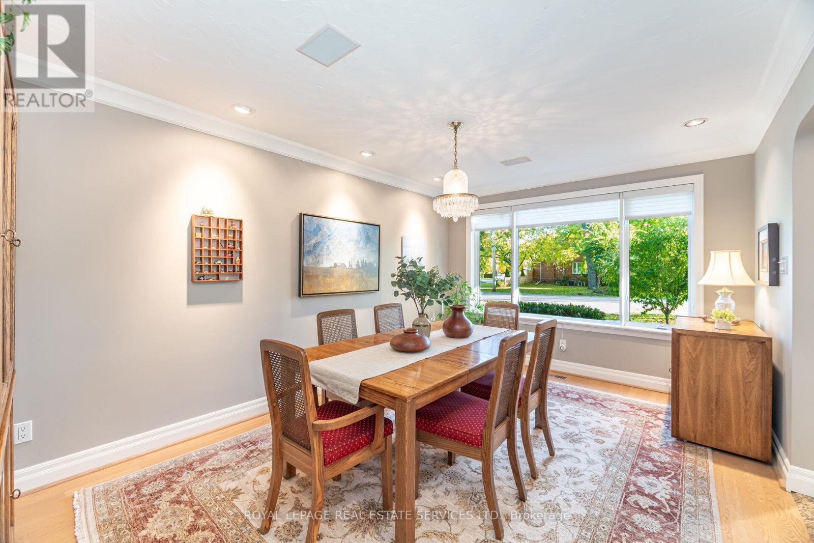 2 Hartfield Court, Toronto, Ontario  M9A 3E3 - Photo 20 - W12528492