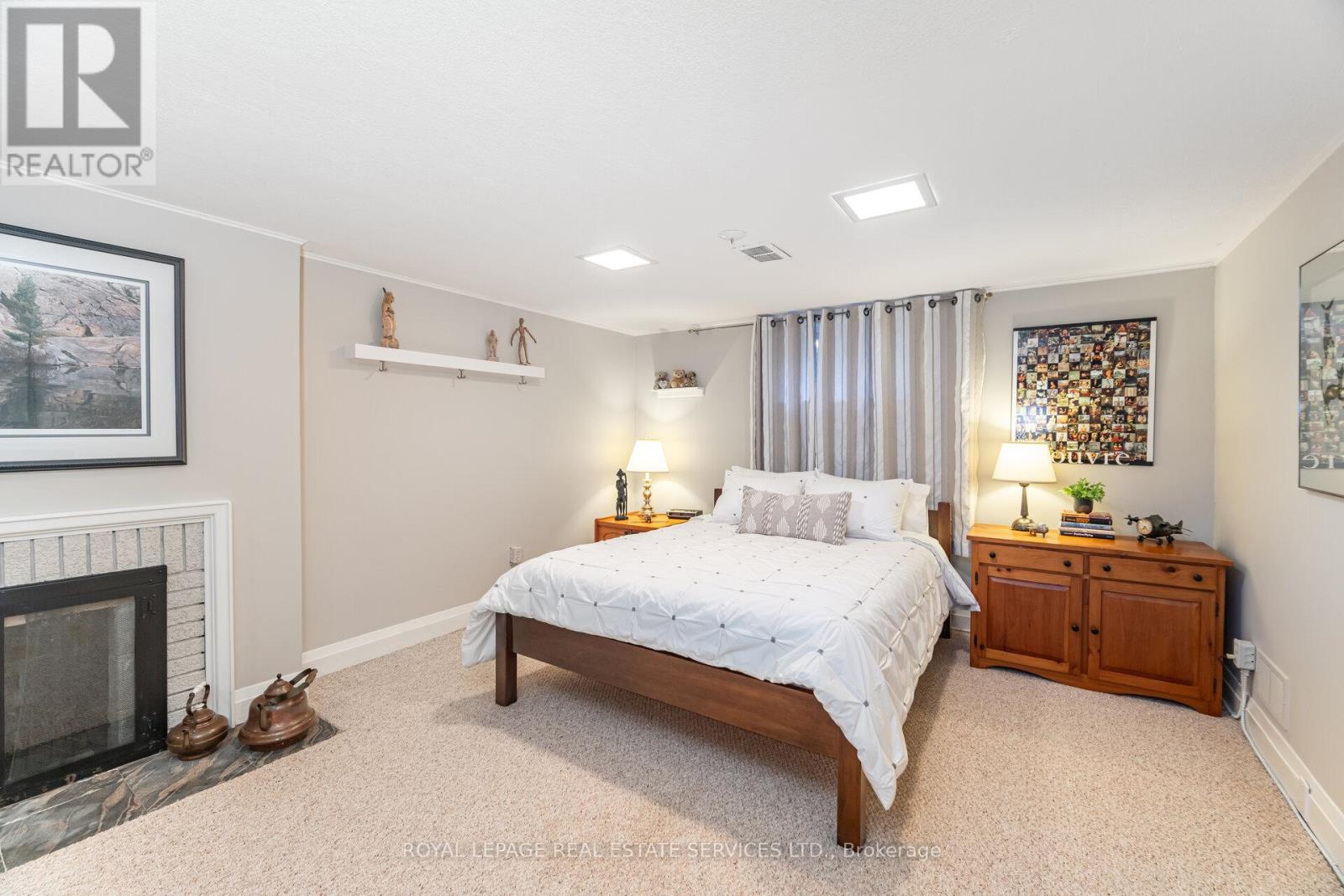 2 Hartfield Court, Toronto, Ontario  M9A 3E3 - Photo 41 - W12528492