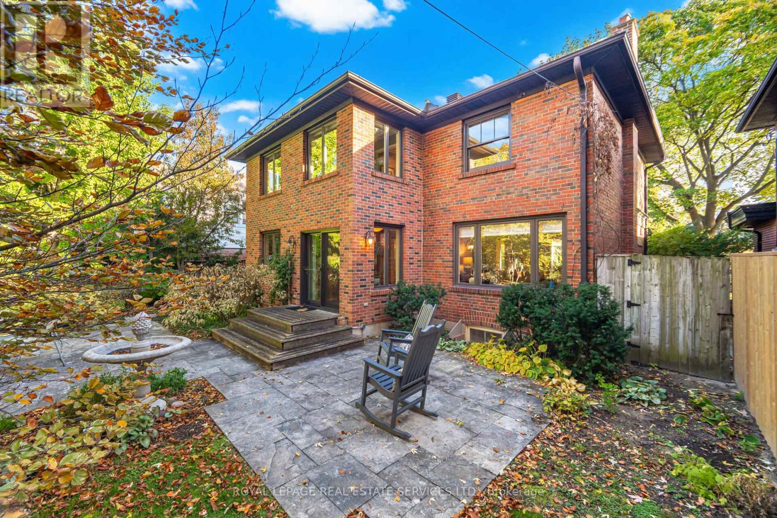 2 Hartfield Court, Toronto, Ontario  M9A 3E3 - Photo 48 - W12528492