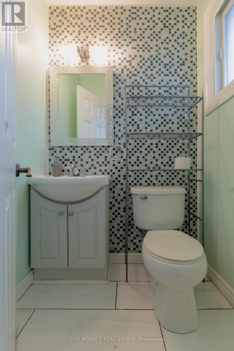 26a Sumner Road, London South, Ontario  N5Z 3Y7 - Photo 16 - X12528696