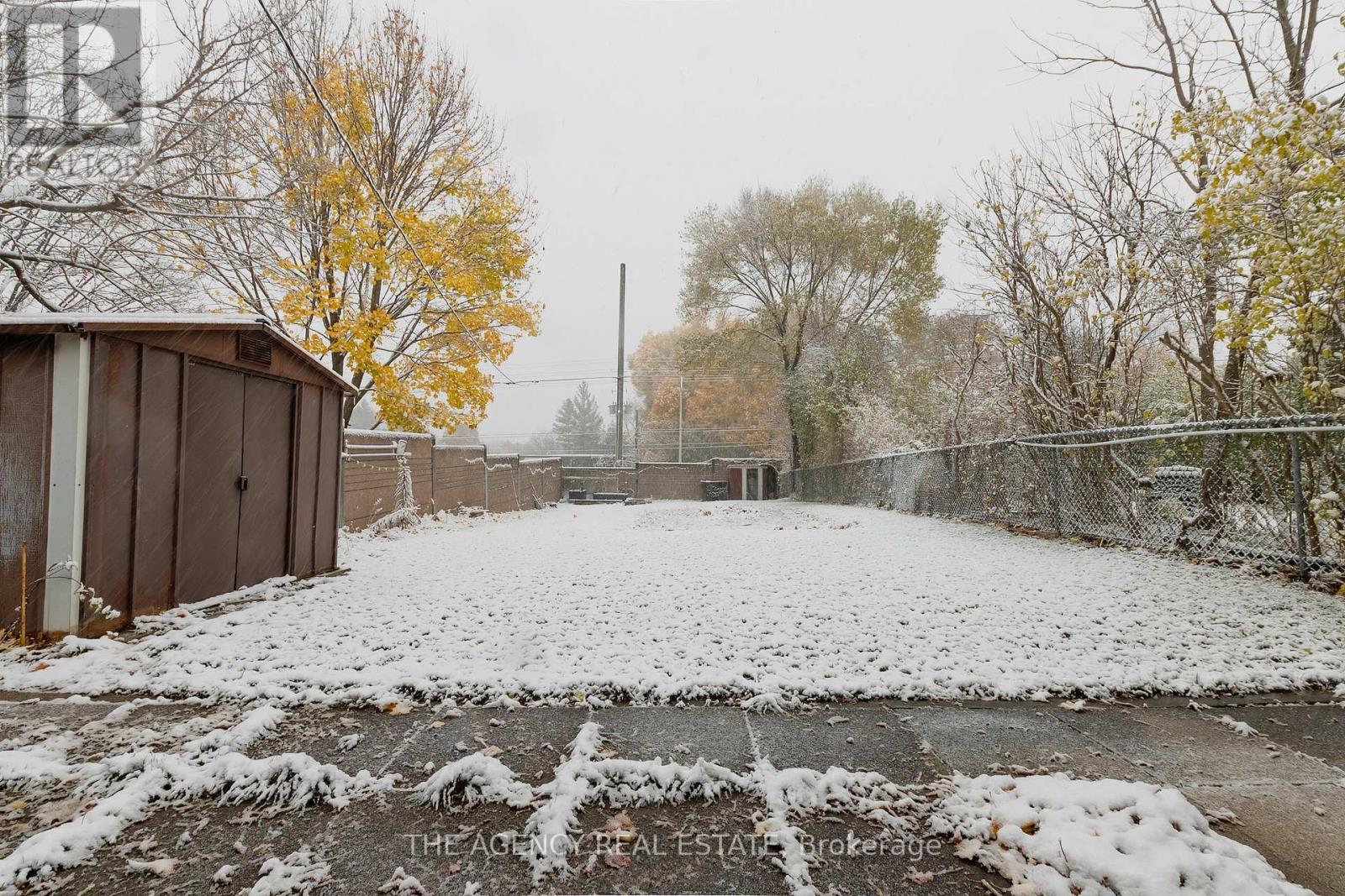 26a Sumner Road, London South, Ontario  N5Z 3Y7 - Photo 4 - X12528696