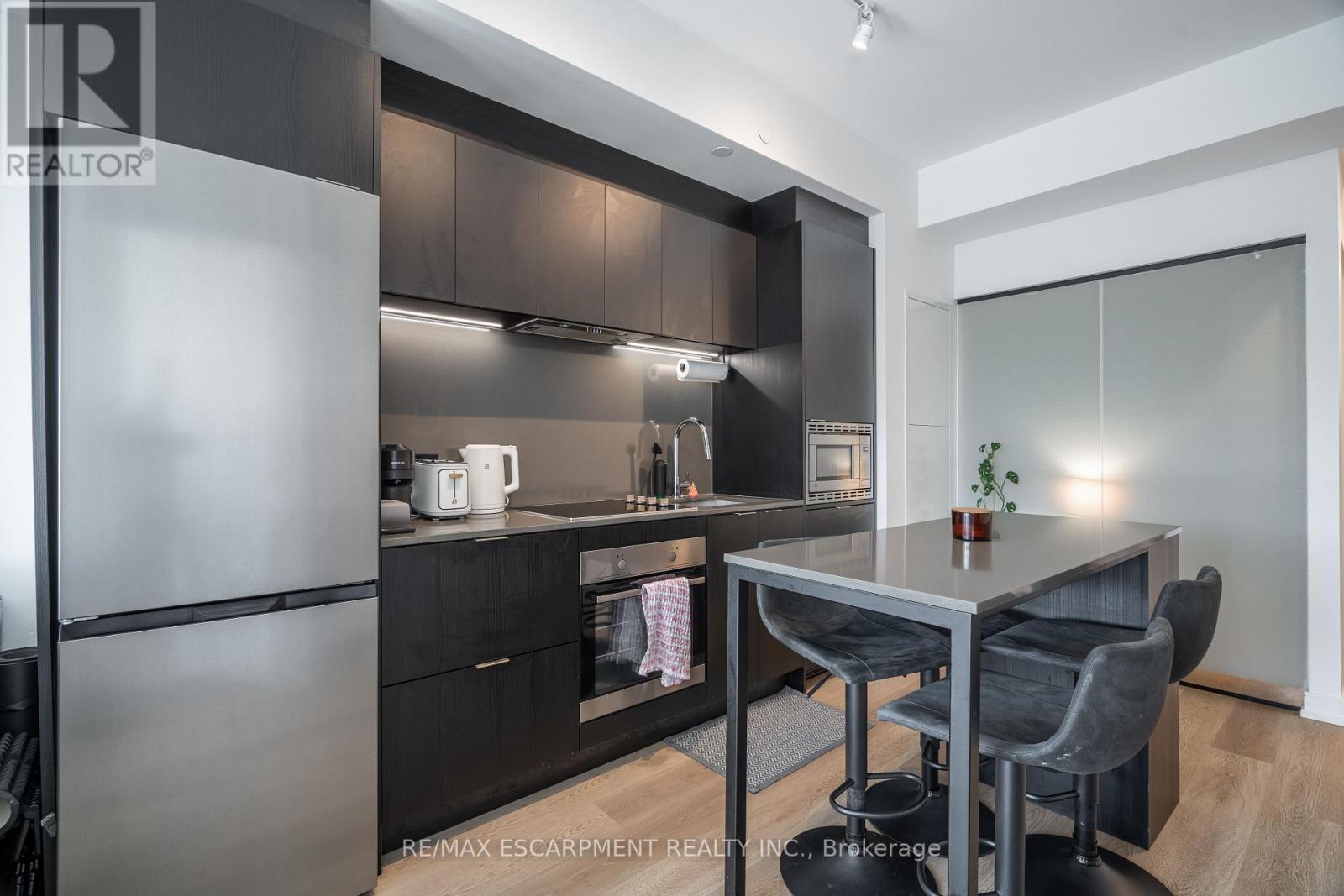 1504 - 1 Jarvis Street, Hamilton, Ontario  L8R 0A8 - Photo 15 - X12528264