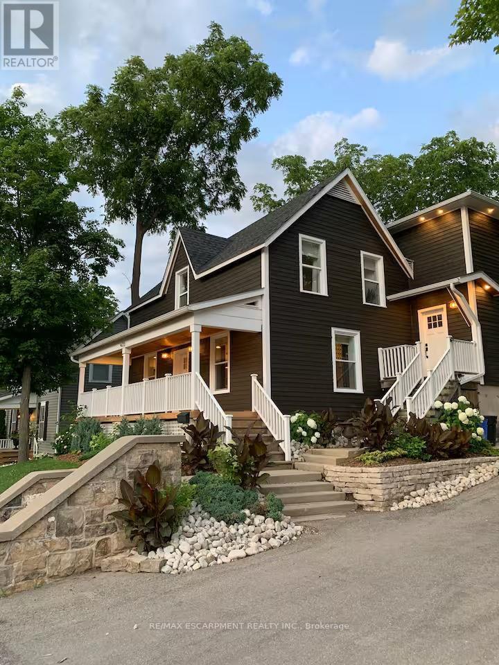 1 - 426 Wilson Street E, Hamilton, Ontario  L9G 2C3 - Photo 2 - X12528286