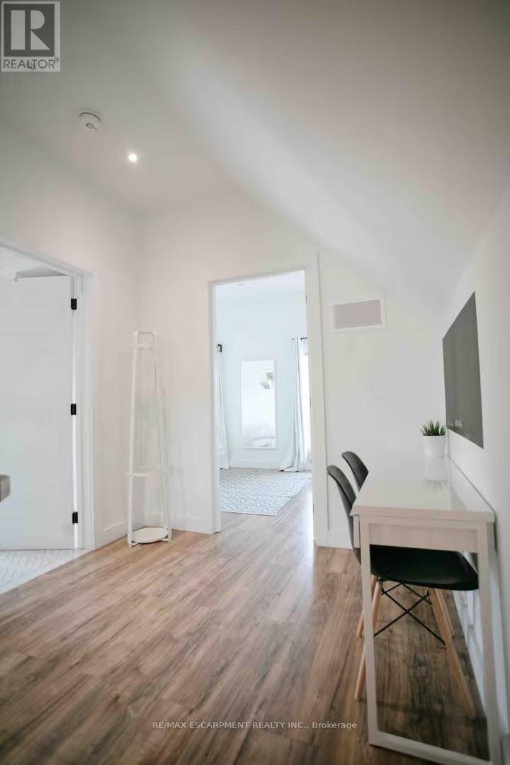 1 - 426 Wilson Street E, Hamilton, Ontario  L9G 2C3 - Photo 28 - X12528286