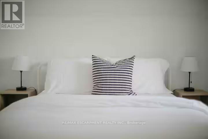 1 - 426 Wilson Street E, Hamilton, Ontario  L9G 2C3 - Photo 31 - X12528286