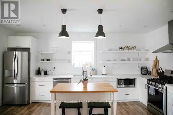 1 - 426 Wilson Street E, Hamilton, Ontario  L9G 2C3 - Photo 7 - X12528286