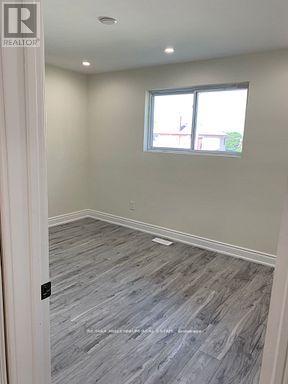 351 Queen Victoria Drive, Hamilton, Ontario  L8W 1G6 - Photo 13 - X12528290