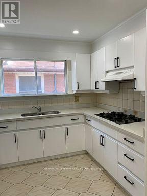 351 Queen Victoria Drive, Hamilton, Ontario  L8W 1G6 - Photo 5 - X12528290