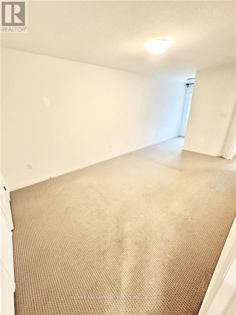 16 Ritchie Lane, Hamilton, Ontario  L9G 3K9 - Photo 13 - X12528356