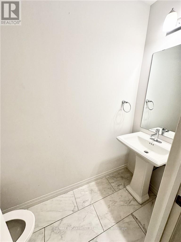 16 Ritchie Lane, Hamilton, Ontario  L9G 3K9 - Photo 3 - X12528356