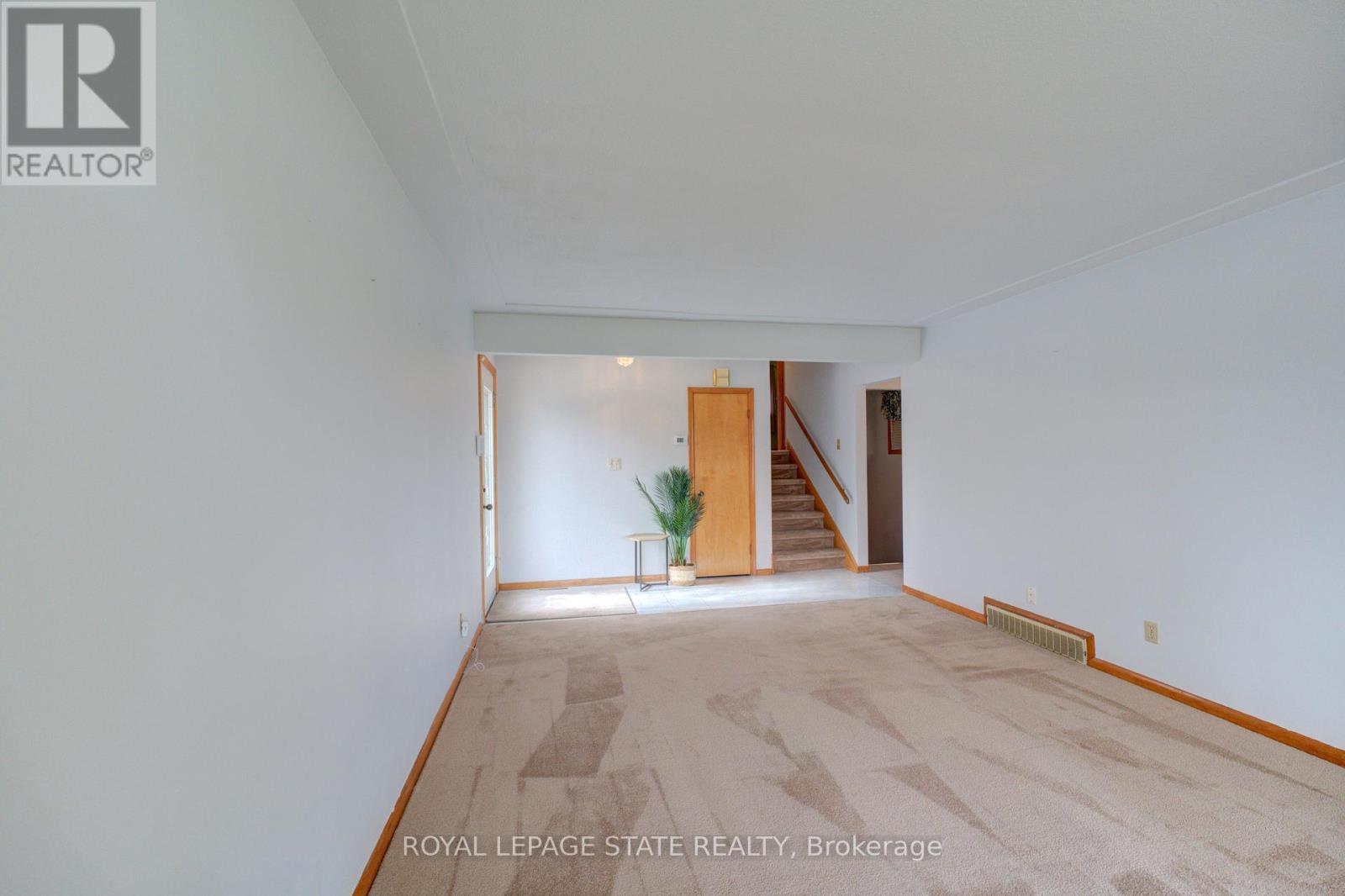 930 Upper Ottawa Street, Hamilton, Ontario  L8T 3V7 - Photo 10 - X12528364