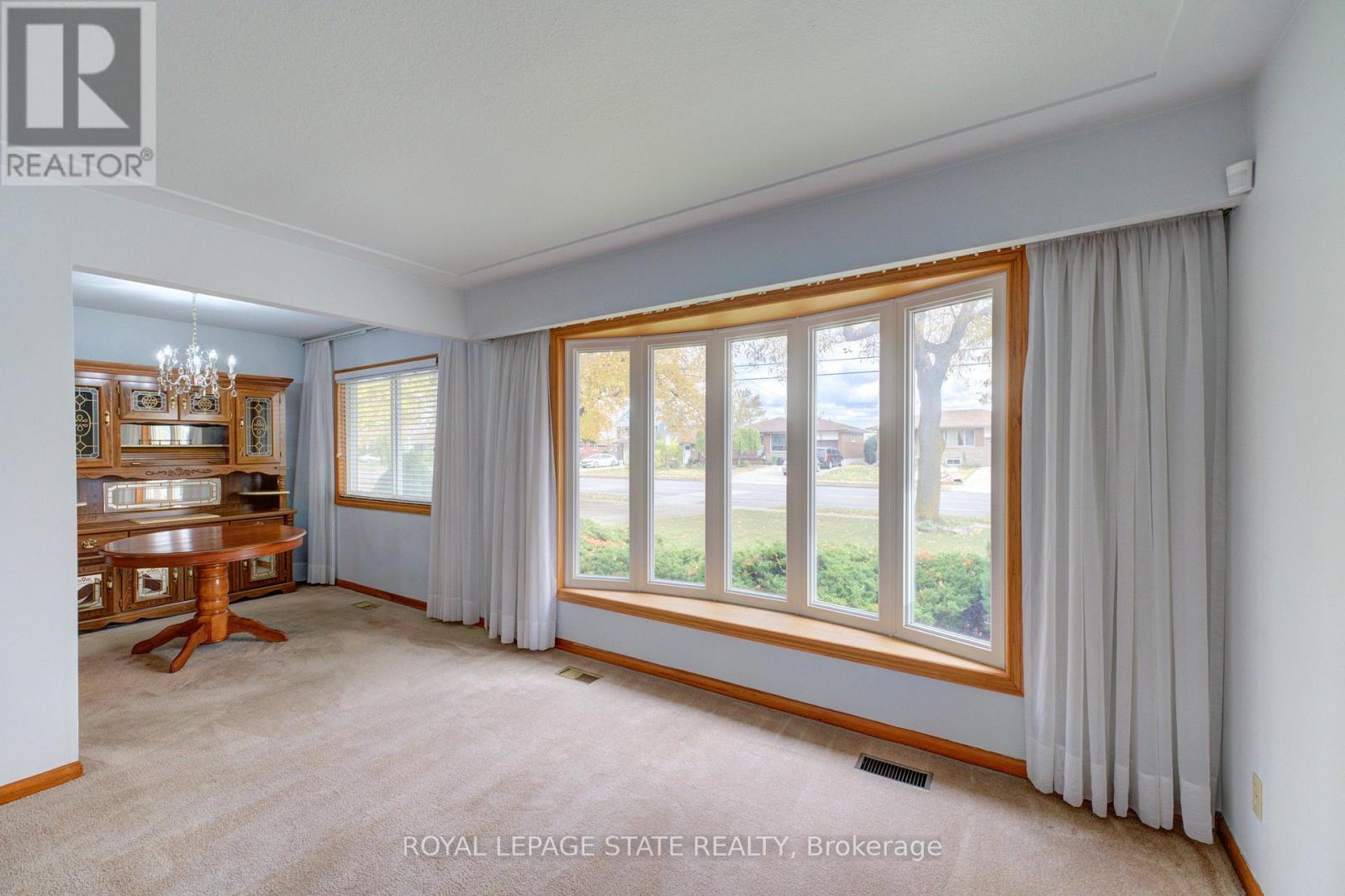 930 Upper Ottawa Street, Hamilton, Ontario  L8T 3V7 - Photo 7 - X12528364