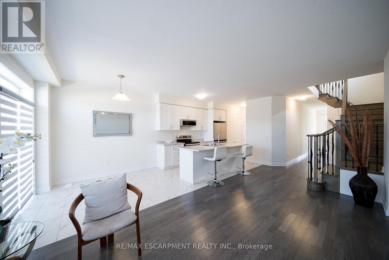 196 Wilmot Road, Brantford, Ontario  N3T 0W7 - Photo 10 - X12528480