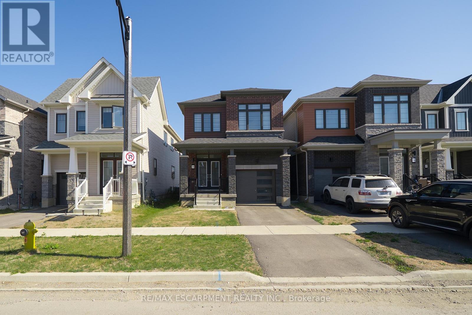 196 Wilmot Road, Brantford, Ontario  N3T 0W7 - Photo 2 - X12528480