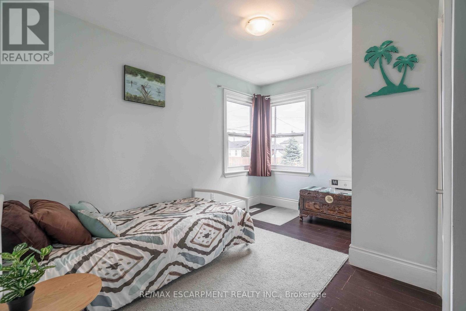 333 Osborne Street, Hamilton, Ontario  L8H 6S5 - Photo 16 - X12528512