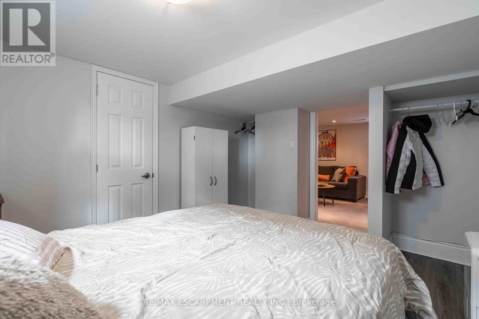 333 Osborne Street, Hamilton, Ontario  L8H 6S5 - Photo 28 - X12528512