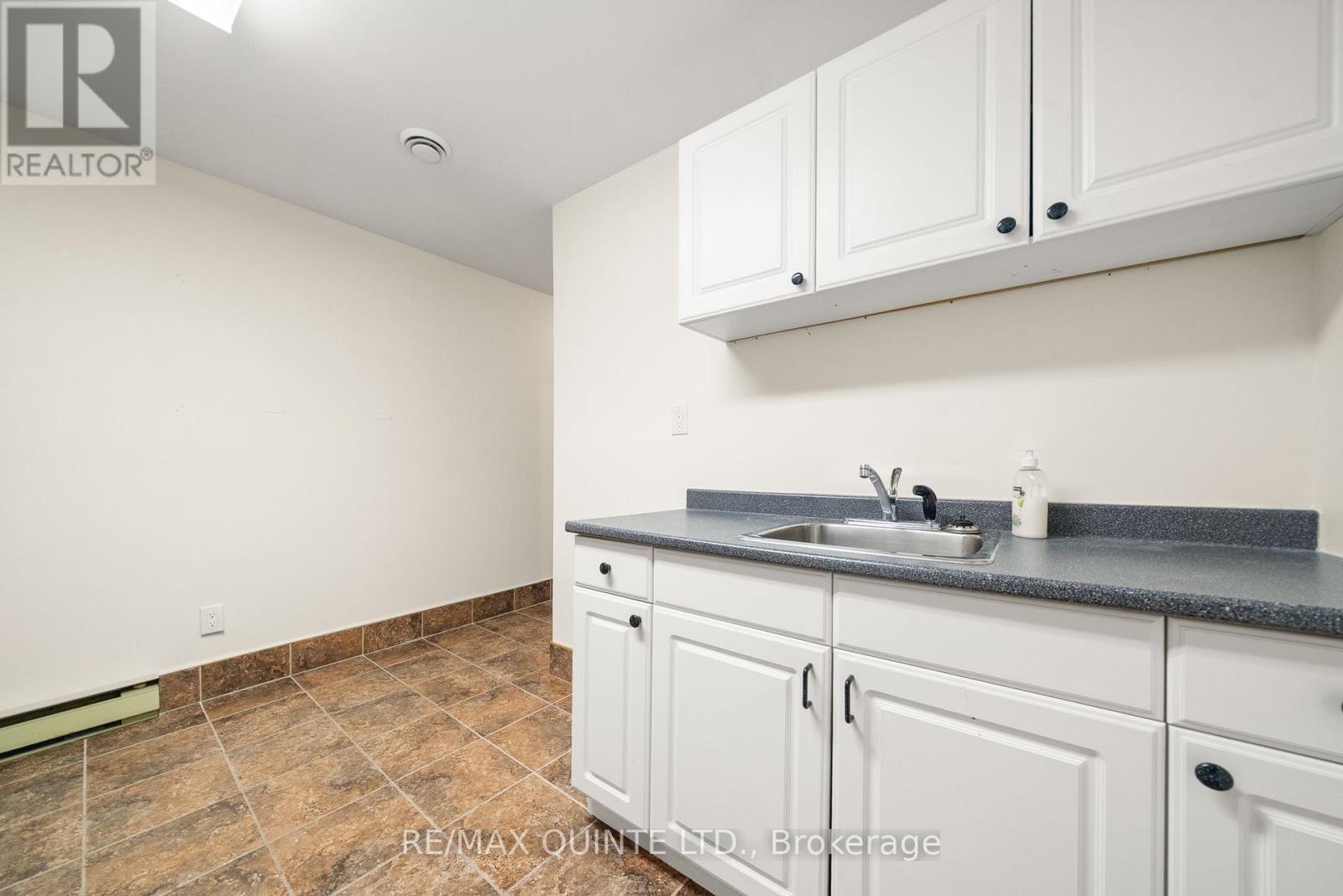 105 Station Street, Belleville, Ontario  K8N 2S8 - Photo 18 - X12528558